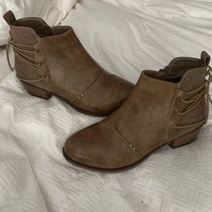 Booties; Pierre Dumas; Leather & Cloth; Brown; Size 6.5; LIKE NEW; $8